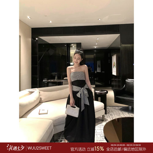 吴太甜格纹蝴蝶结抹胸连衣裙