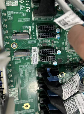 同泰怡TG679V3服务器 转5088 H200 4090 L40显卡GPU供电线，小12P