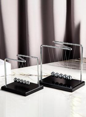 高端简约几何锌形金属牛顿摆物理节能保险杠球办公室装饰男士礼品