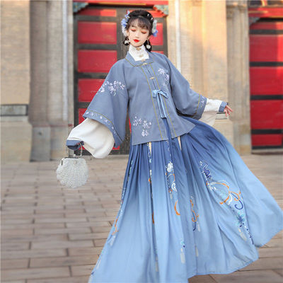 租赁汉服女秋冬款对襟半臂古装