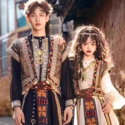 出租苗族服装情侣款西域民族风