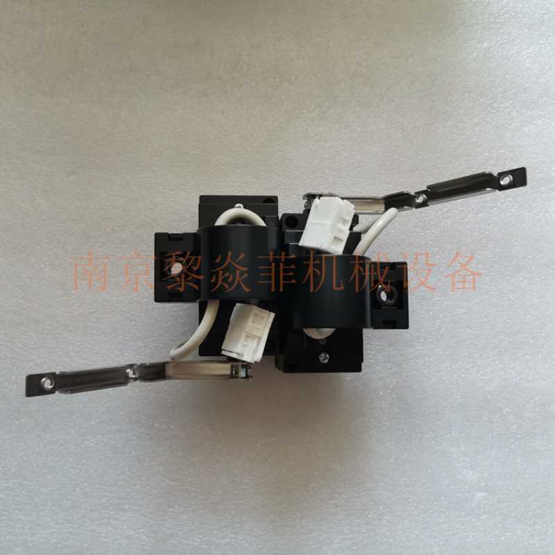 日本Anywire杠杆开关A242SB-02U-4独立开门关门
