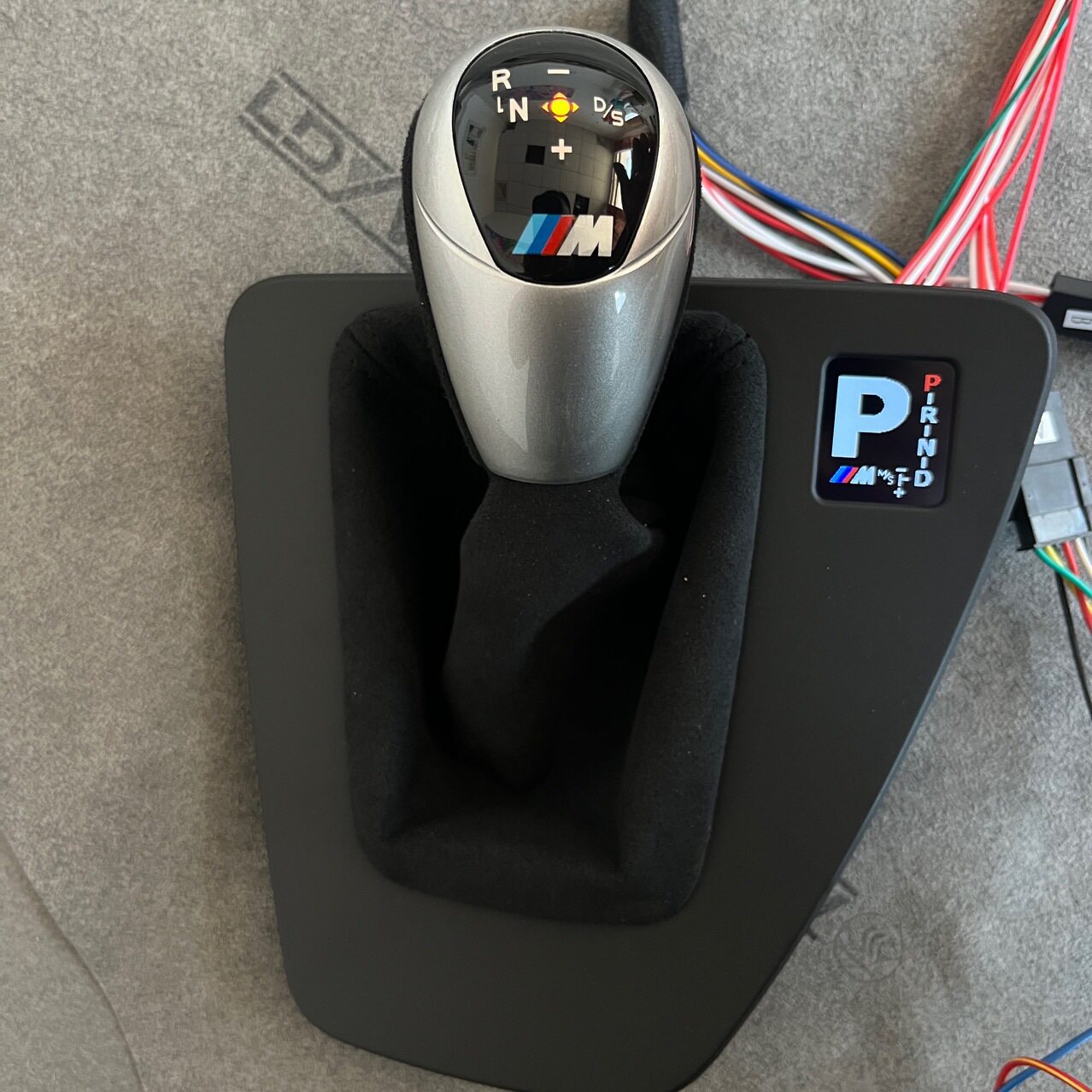 适用于RHD右舵宝马E90E92E93改装M3排挡杆换挡档把LED液晶档位