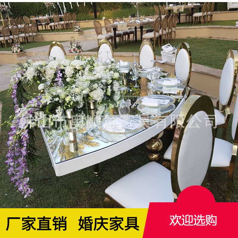 婚礼金色不锈钢折叠堆叠背花椅