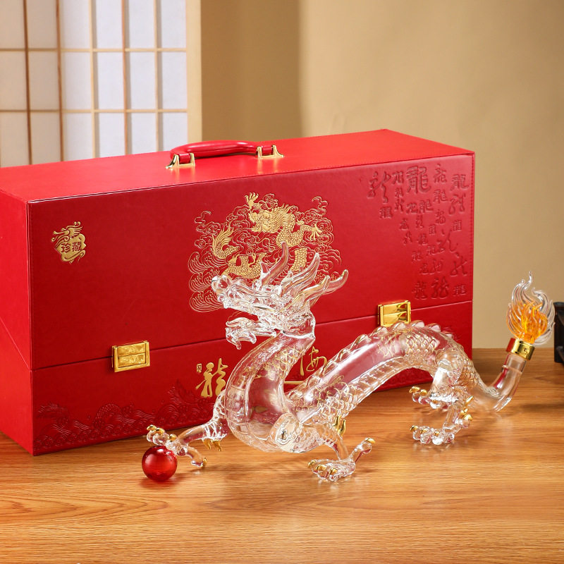 加工定制醒酒器龙形高硼硅工艺酒瓶红酒十二生肖酒瓶异形泡刻度