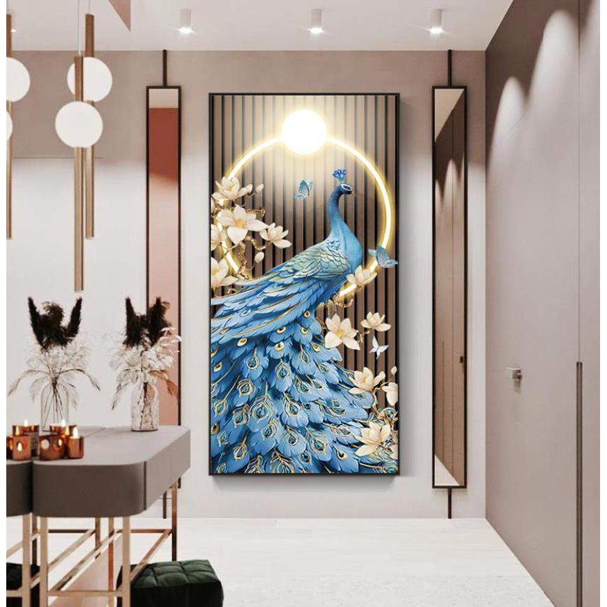 现代轻奢玄关LED灯带装饰画孔雀呈祥好寓意走廊过道壁画入户挂画图片