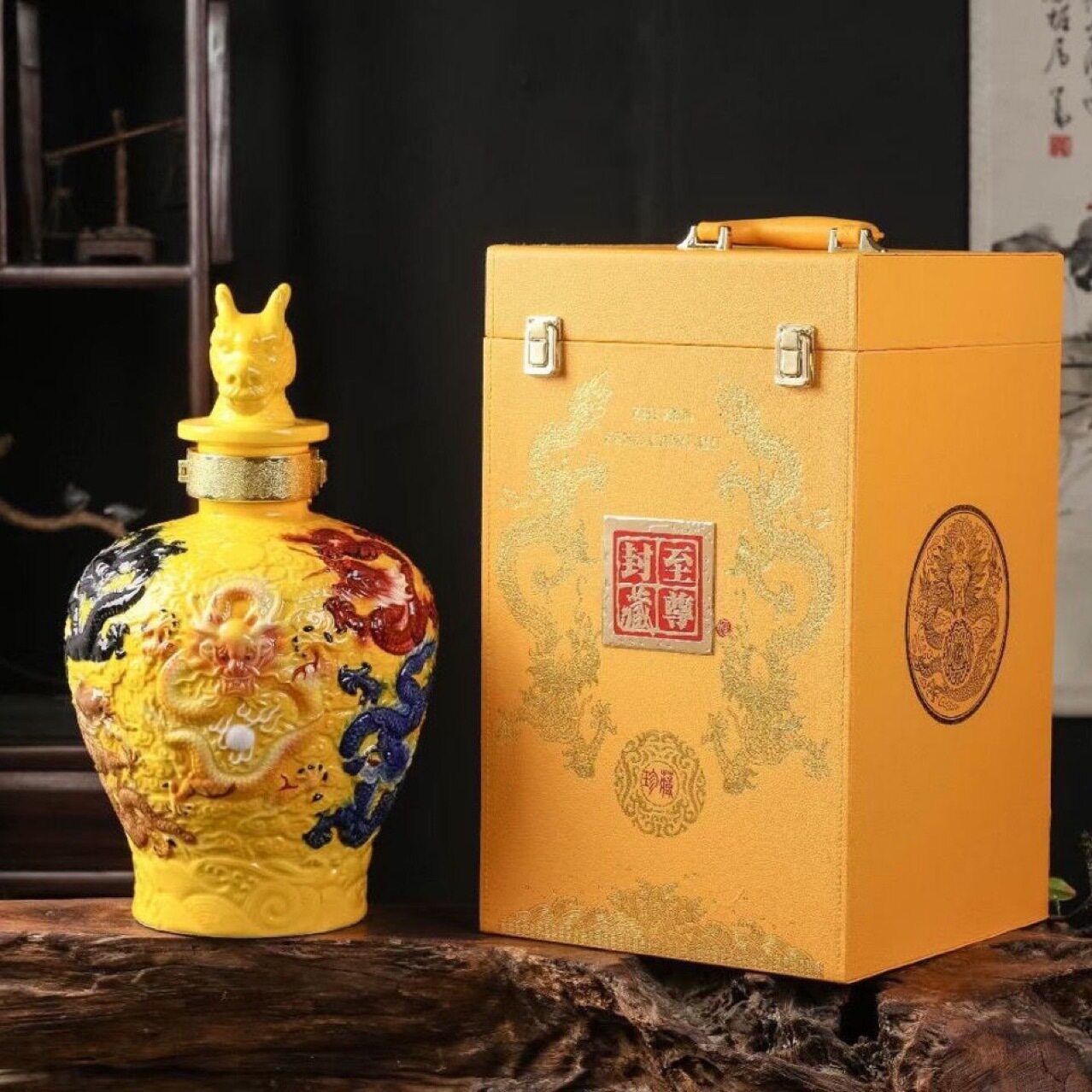 十斤装五彩雕刻九龙陶瓷酒坛子10斤龙纹酒瓶陶瓷散装密封坛封藏