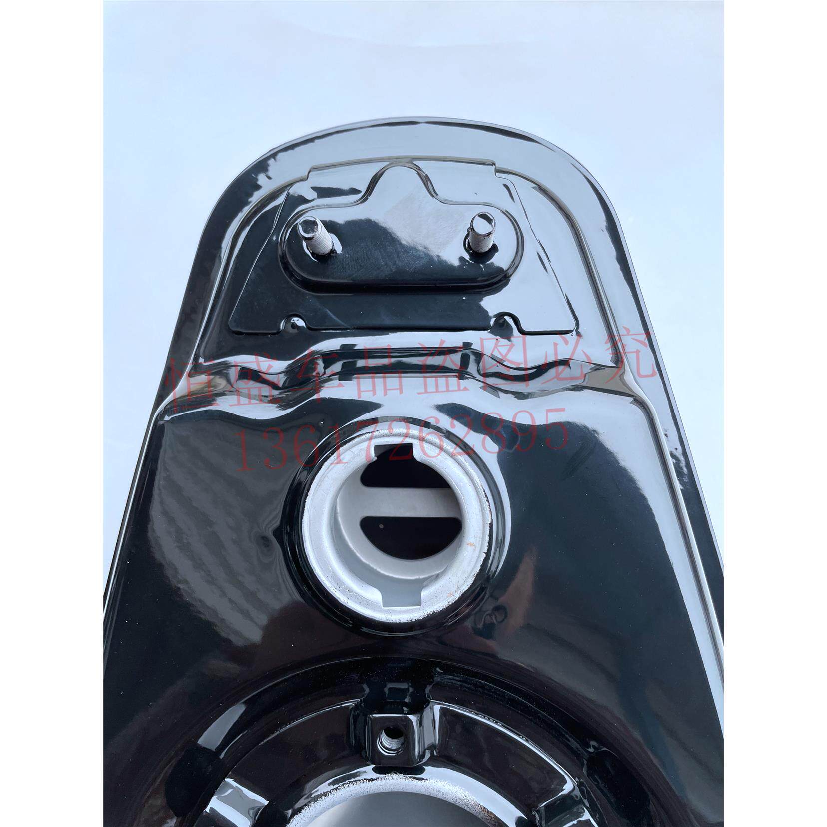 适用tbt110国四电喷版弯梁摩托车油箱汽油箱燃油箱