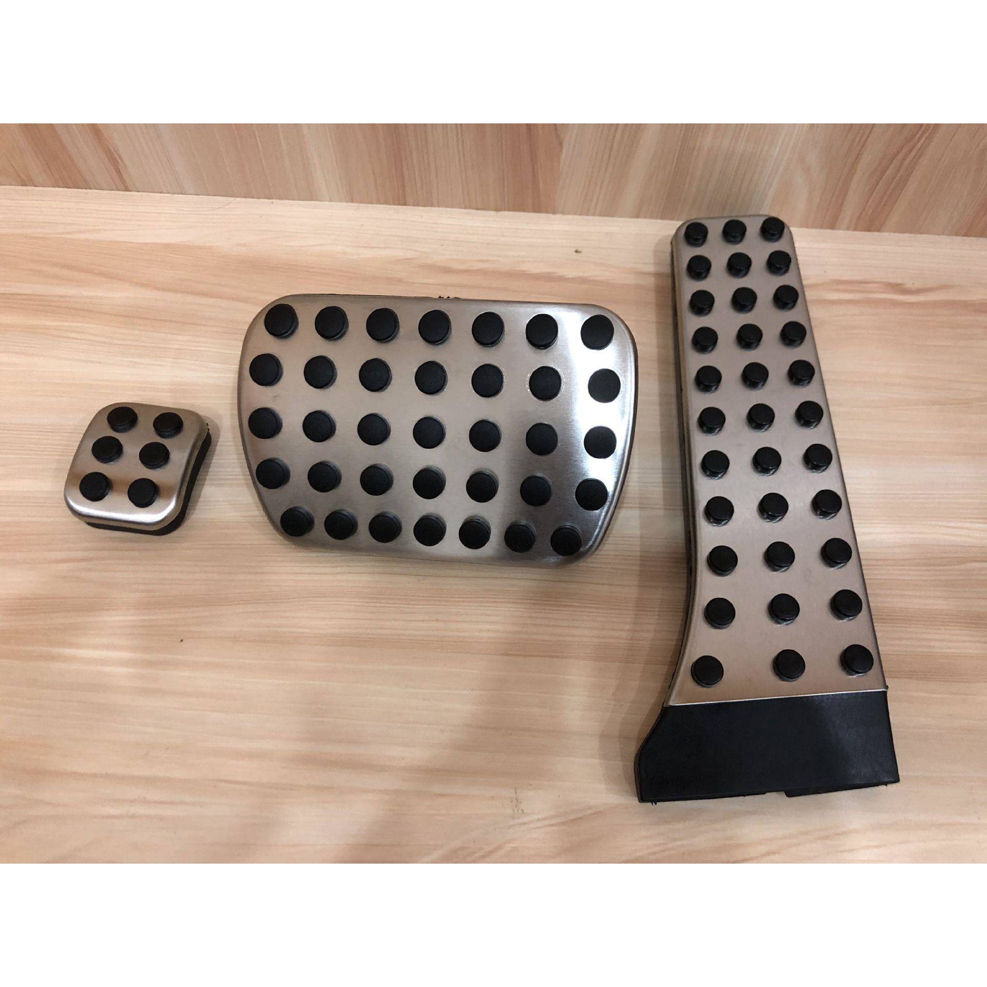 原厂款奔驰W203/W204/W211/W212/W210改装专用脚踏板油门金属踏板