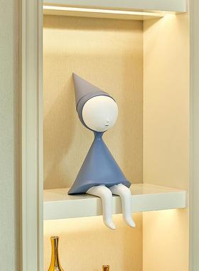 现代卡通坐姿小女孩摆件北欧奶油风客厅玄关电视地台酒柜展示装饰