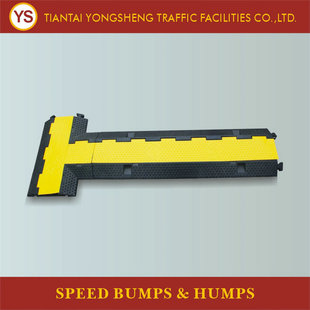 生产销售 菱形公路橡胶减速带 天然橡胶人字形减速带