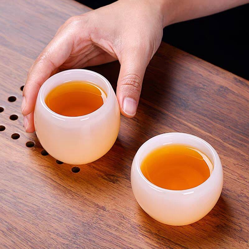 古法白玉琉璃酒杯家用玉图片