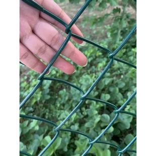 pvc球场围网包塑黑色白色勾花网护栏围栏学校操场隔离花架爬藤网