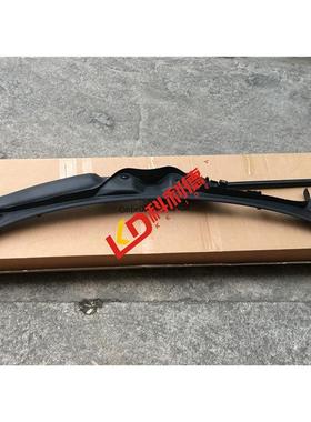 适用奔驰W211雨刮导流板E200 E240 E280 E350前挡玻璃胶条集水板