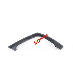 适用奔驰后备箱CLS500导流板CLS350流水CLS63尾灯胶条CLS300饰板