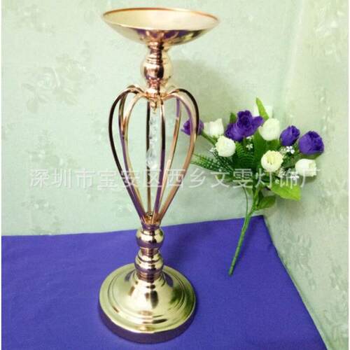 工厂直销婚庆道具酒店主桌花器摆件家居装饰皇冠桃心花器