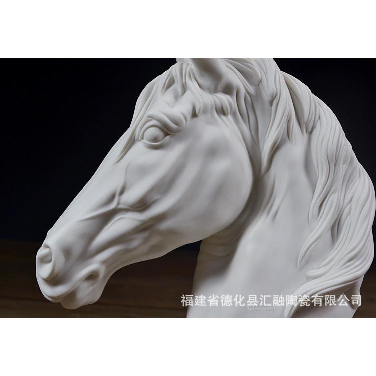 德化白瓷摆件马头家居工艺品马到成功办公摆设陶瓷马