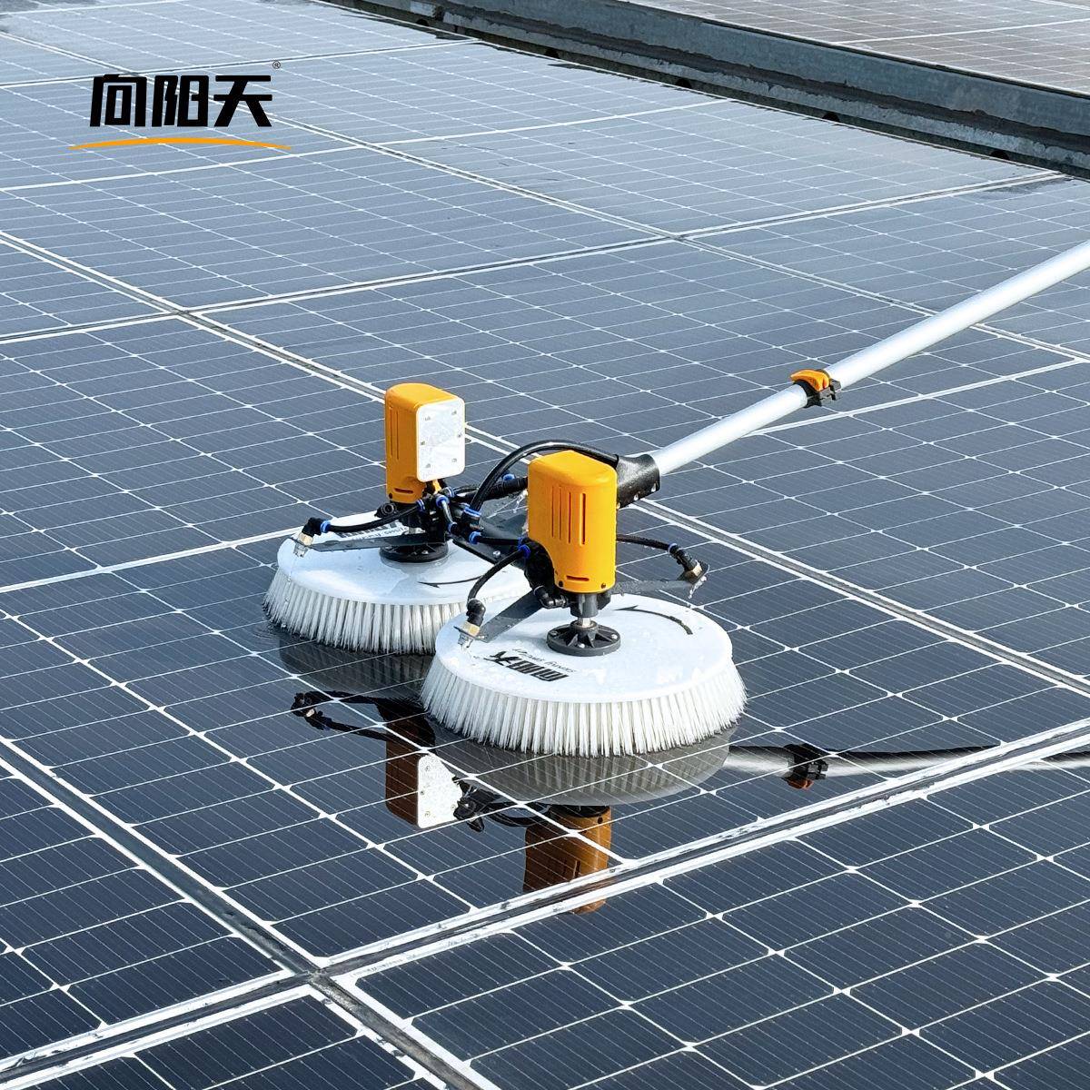 光伏板清洗太工具阳能发板清洗设备机人手X3001持电器动光电伏板
