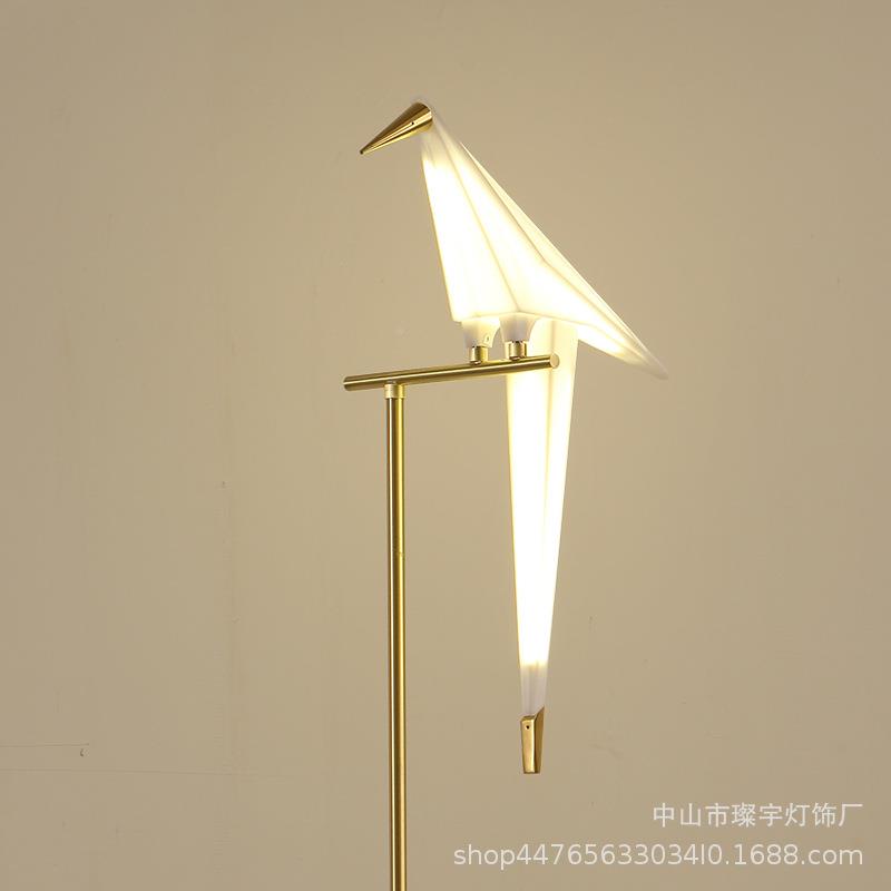 源头厂鹤创客厅书房卧室装饰意千纸灯小鸟落地灯轻奢时工尚95386