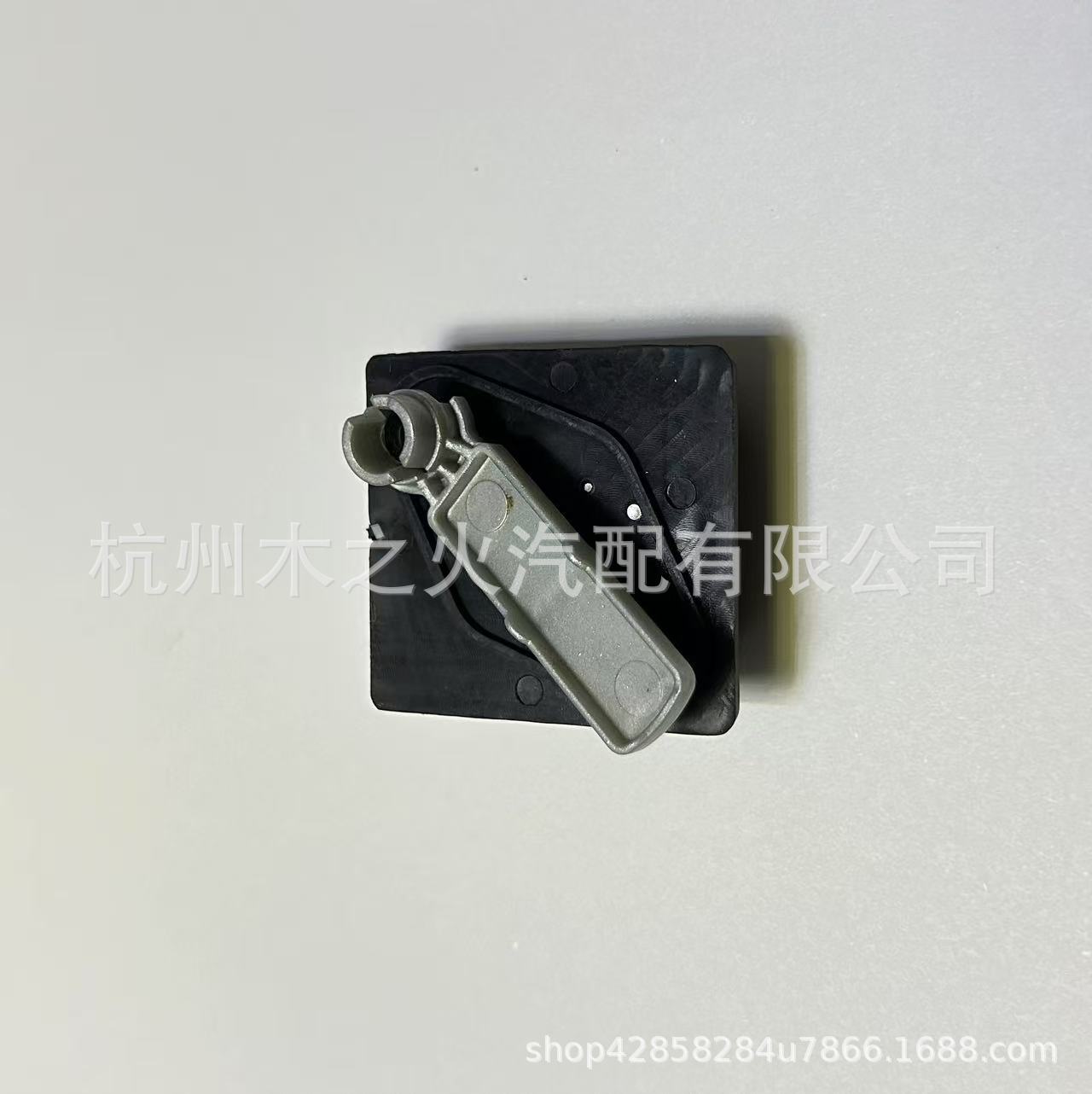 适用部分车型配件橡胶缓冲垫块 调节块