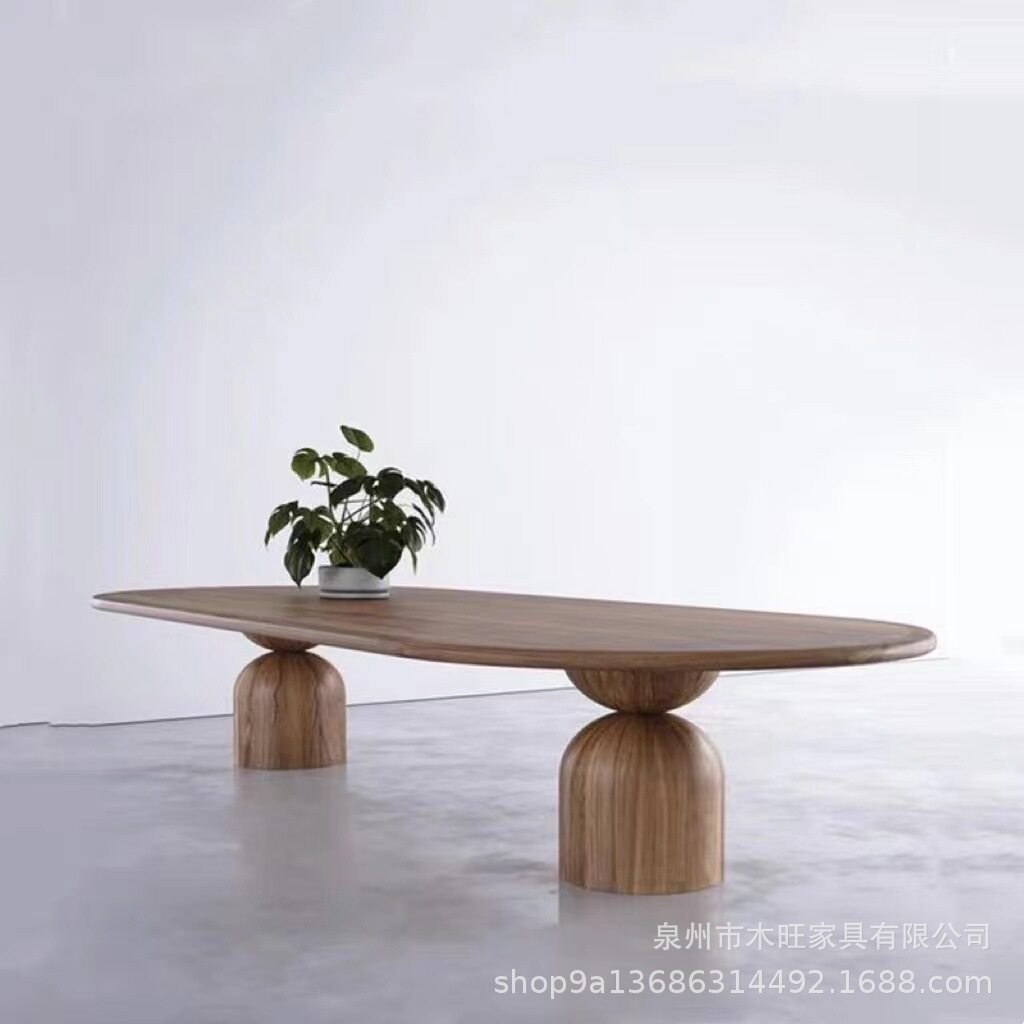 美式实木餐桌轻奢复古个性圆桌设计师创意办公长桌复古工作台展桌