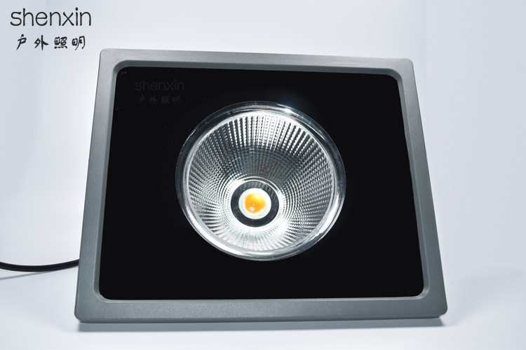 COB投射灯聚光灯50W80W100W工矿灯室外防水广场照明灯具厂家直销
