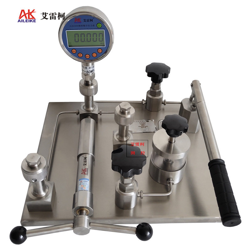 艾雷柯ALKT803TB智能水压校准台数字压力校验仪数显表检定压力源 - 实物图