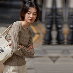 速发燕麦色针秋衫毛衣秋衣洋尚时气外穿风衣内搭打底衫202新款织