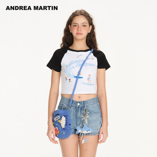 ANDREA MARTIN2026夏季新款撞色拼接印花女短插肩袖休闲多巴胺T恤