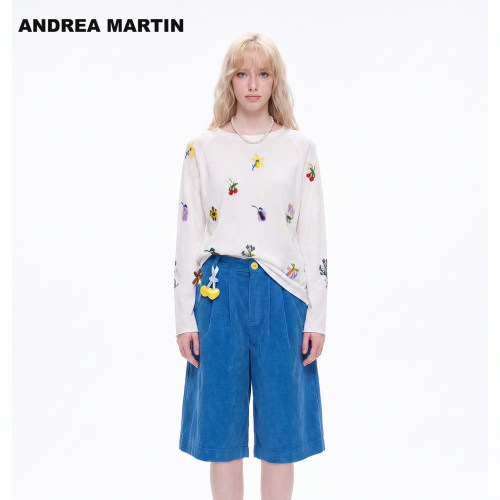 严选ANDREA MARTIN2026秋季新款满印碎花刺绣女短减龄宽松长袖T恤