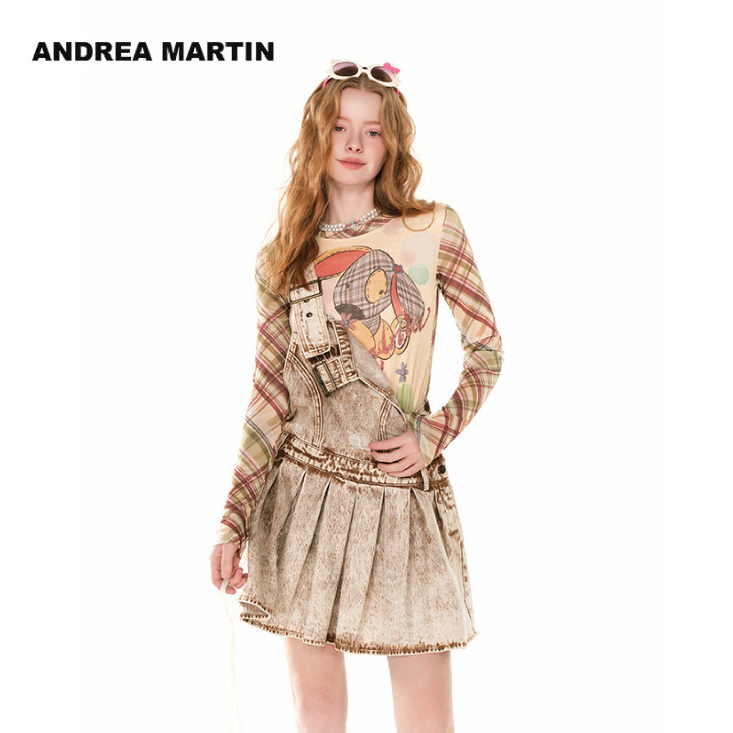 ANDREA MARTIN2026夏季新款水洗磨破做旧A字版女短背带牛仔连衣裙