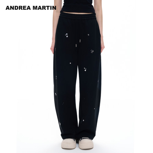 ANDREA MARTIN2026秋季新款黑色烫片松紧高腰女宽松弯刀休闲卫裤