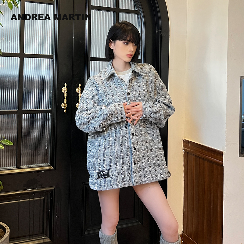 蓝色小香风编织外套