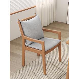 北欧实木白蜡木现代简约餐厅餐椅软包靠背扶手椅书桌椅子巴顿椅