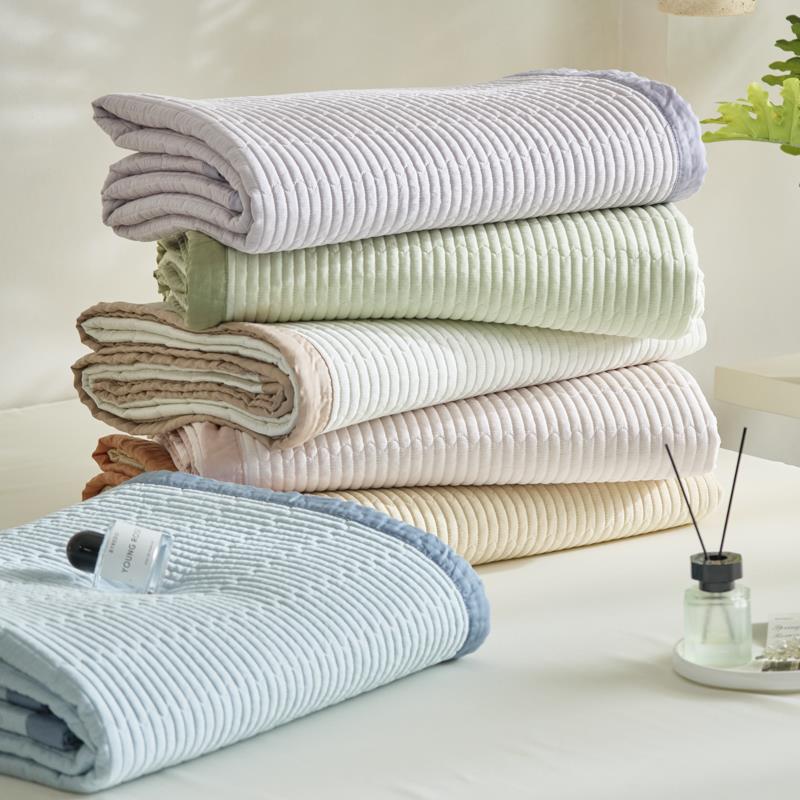 轻奢双面天丝床盖三件套夹棉绗缝榻榻米垫子夏季凉感大床单可定制