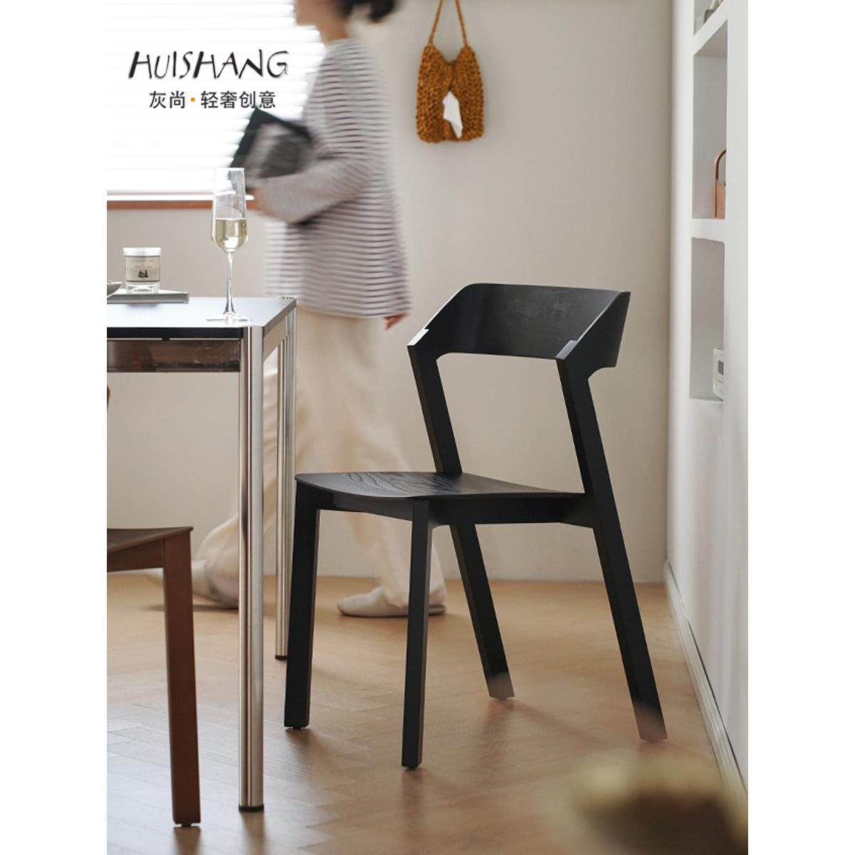 北欧轻奢设计师实木餐椅家用小户型奶茶咖啡厅现代简约靠背餐桌椅