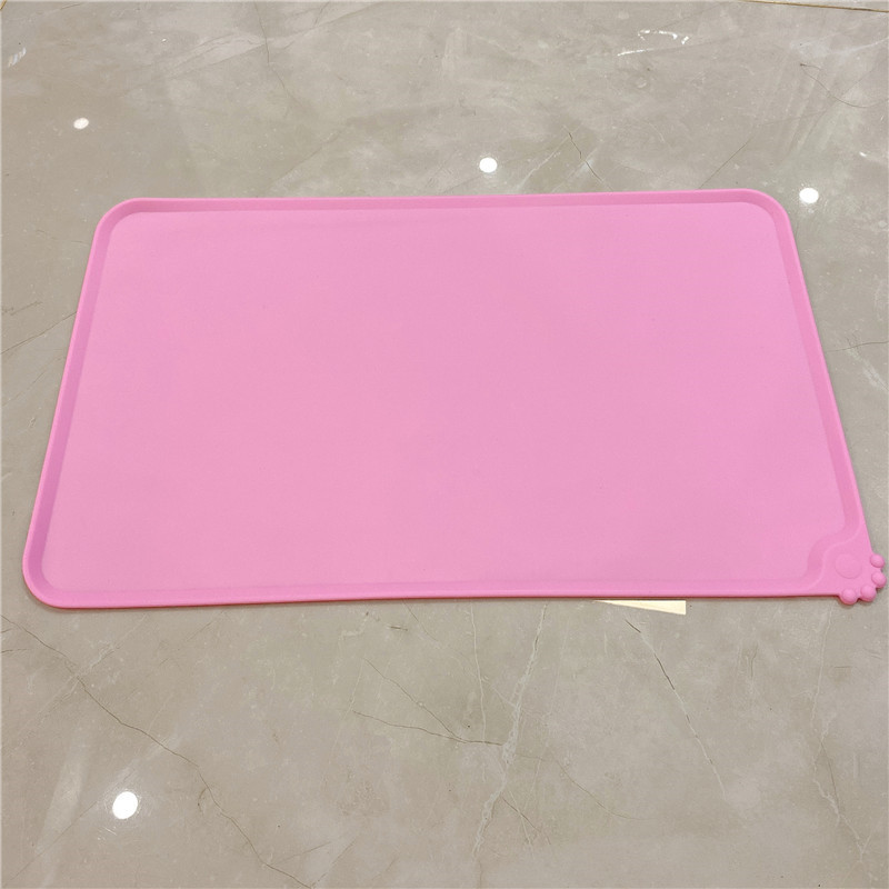 方形硅胶宠物餐垫防滑防剪开来猫咪吃饭喝水垫子双碗可放狗狗餐垫