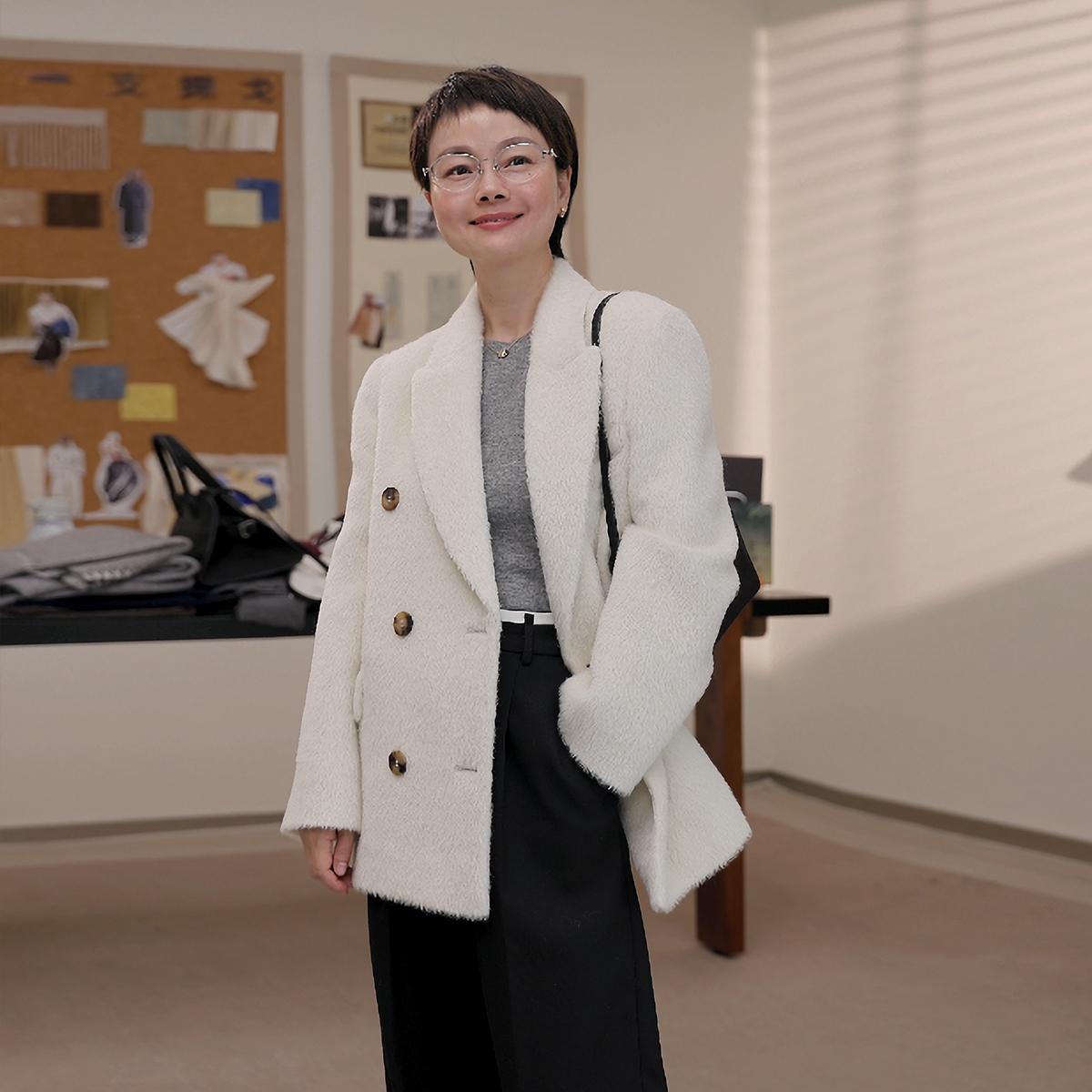 一支探戈丨小个子极简1oo%羊驼毛正肩直身短大衣西装外套2541112