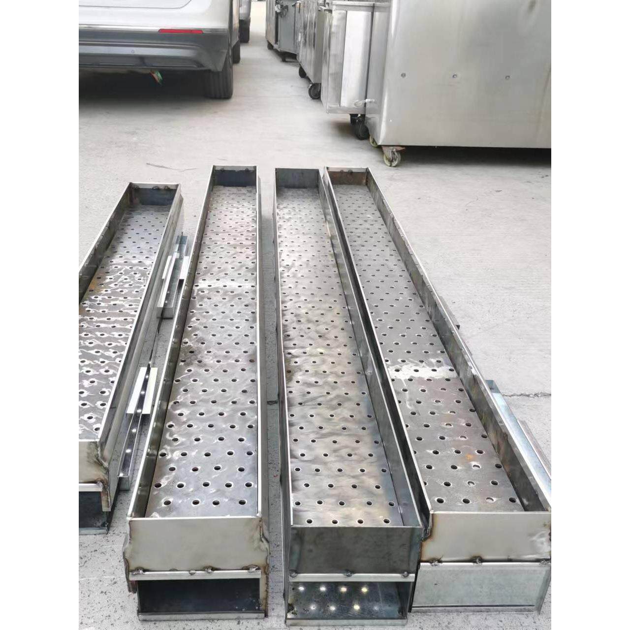 V3FP商用烧烤炉竹炭大号加厚碳烤炉夜市摆摊可不锈钢包边尺寸可