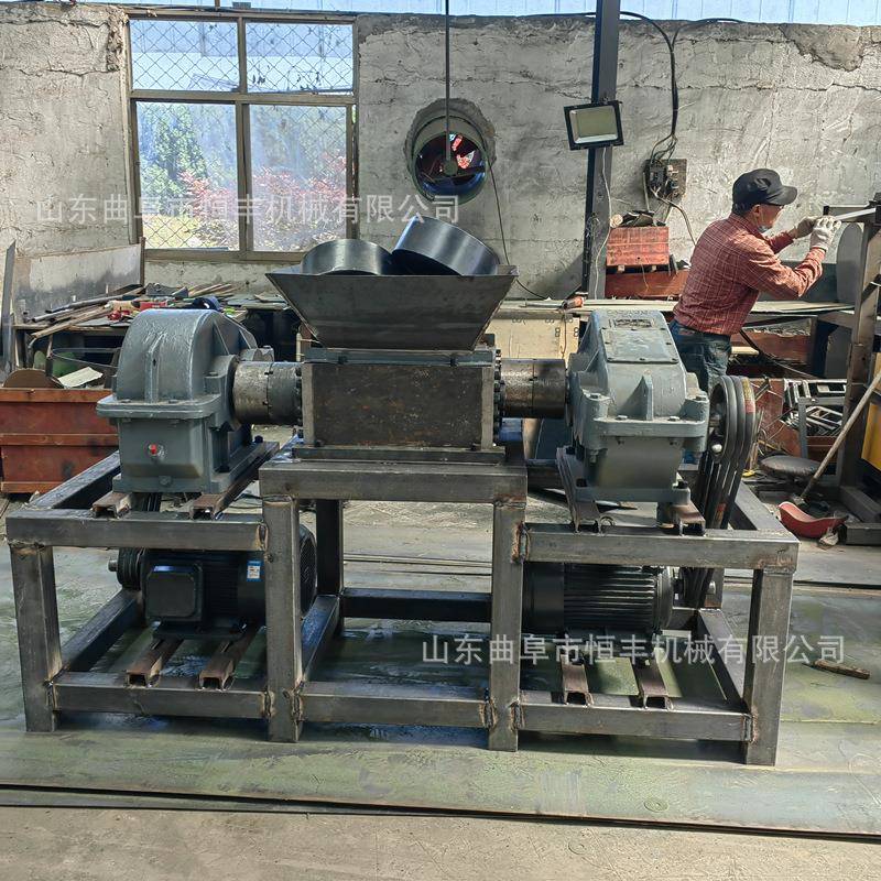 废纸轮胎塑料撕碎机衣服布废QAR纤维料旧粗破碎树根皮革彩钢瓦撕