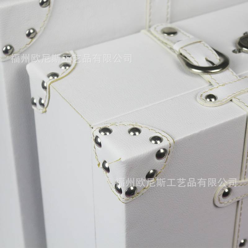 复古皮革摄影道具收纳整理箱橱窗摆设创意个性白色实木手提箱
