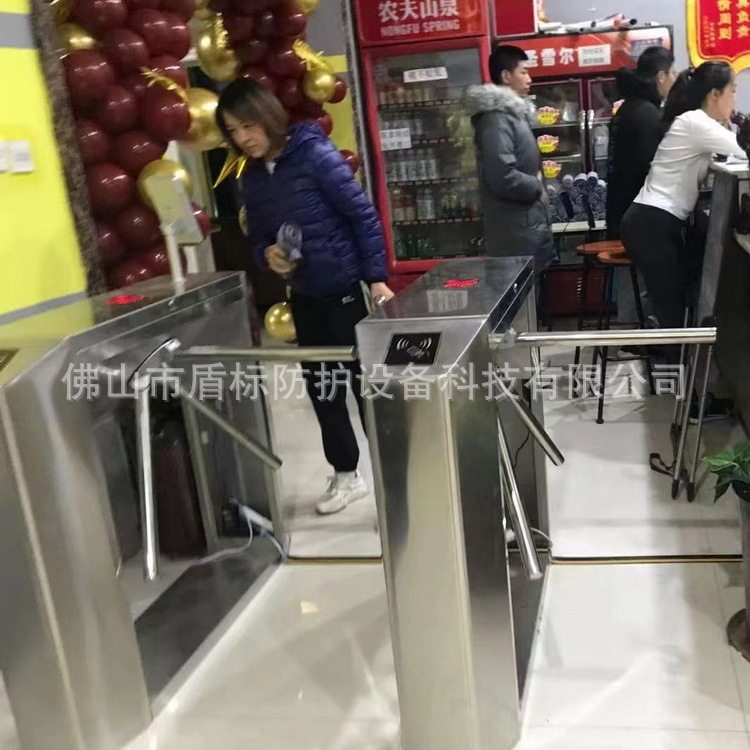 盾标防护工厂定制三辊闸人行通道匝机人脸考勤门禁进出挡栅半高门