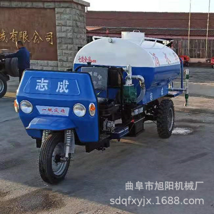 工地除尘机动洒水车 18马力柴油三轮雾炮车 园林绿化喷洒车厂家