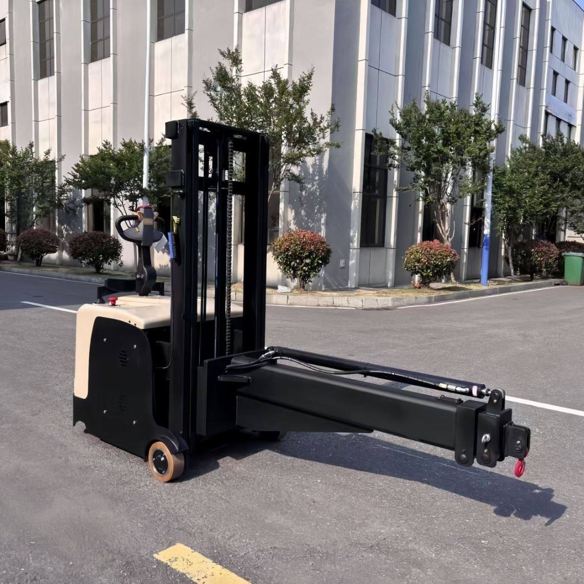 普尔夫移动小吊机电动液压起重机200KG搬运货物模具装卸吊车杭州
