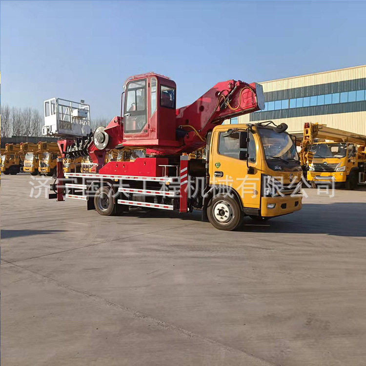 建筑高空登高车 上牌高空施工车图片 轮式高空作业车视频