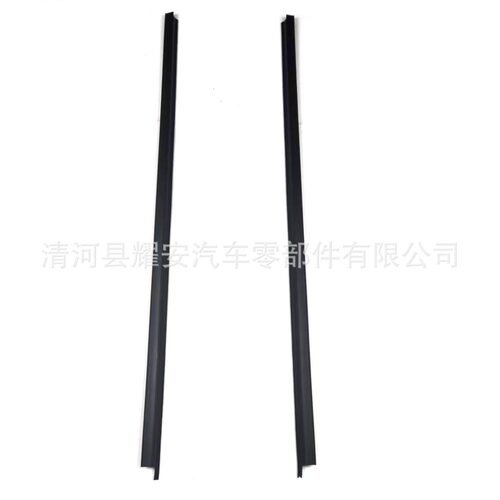 适用于D21车门外压条80821-01G00 80820-01G00
