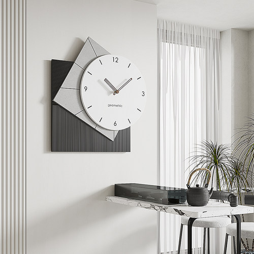 网红创意钟表挂钟客厅2022新款餐厅时尚简约餐桌挂墙时钟大气