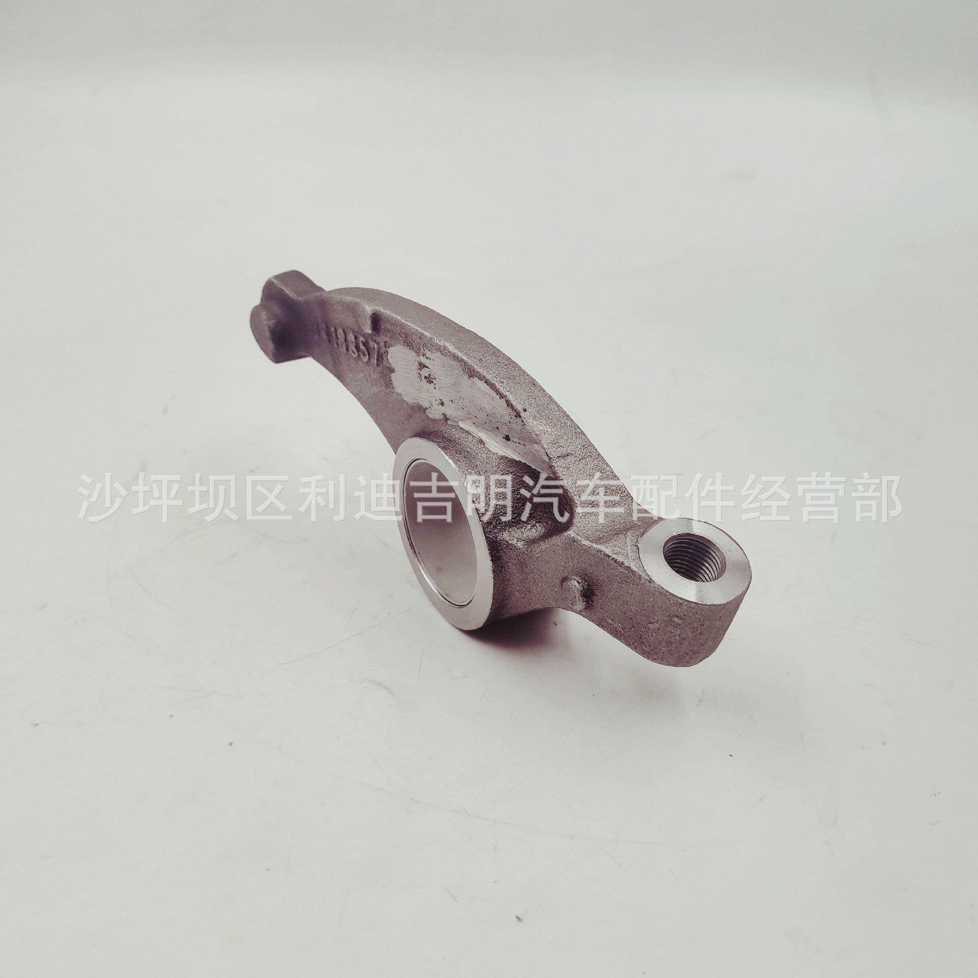 厂家直销305347930534763418857摇臂K38柴油发动机配件