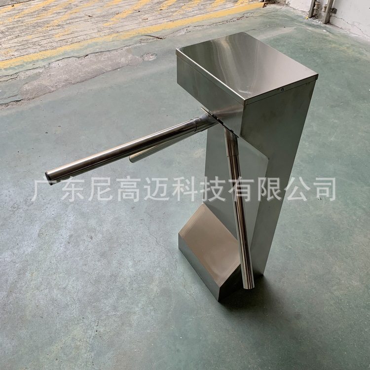 手动不锈钢三辊闸机进出口门禁
