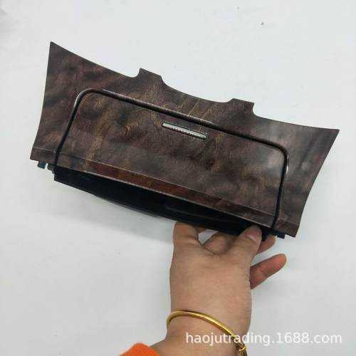 适用于别克14-15款新君越仪表台烟灰缸烟灰缸带点烟器